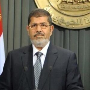 السادات يهنئ مرسي بالرئاسة.. ويتمنى له التوفيق في القضايا التي تمر بها مصر