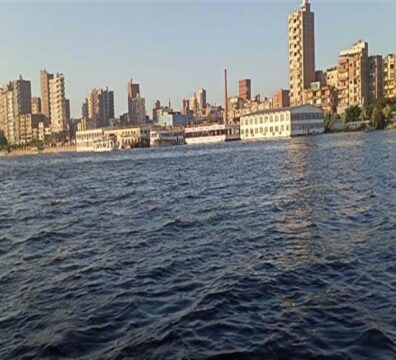 أنورالسادات يتقدم للتأسيسية بإقتراح خاص بإستحداث نص دستورى خاص بنهر النيل