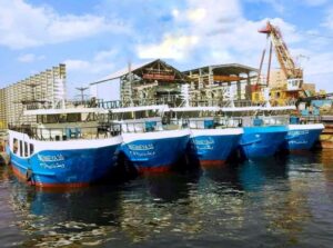 أنور السادات يطالب الحكومة بتطوير أسطول الصيد المصرى