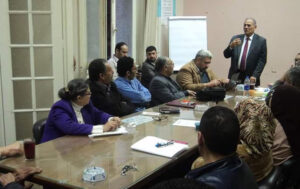 أنور السادات يظهر في دار الخدمات النقابية