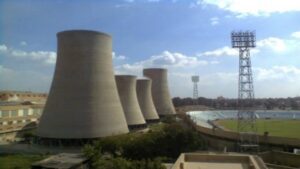 السادات : احترام مواد الدستور وتفعيلها بشأن الحريات العمالية والنقابات المستقلة هو الحل