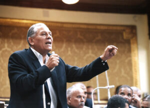 السادات يتساءل عن موقف مصر حال نقل السفارة الأمريكية إلى القدس