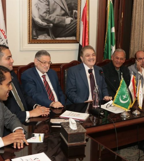 محمد أنور السادات: وجود السيد البدوي على رأس الوفد يشجع على بناء كيان سياسي قوي