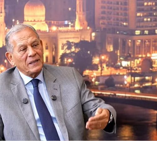 محمد أنور السادات: الحكومة يجب أن تستعيد ثقة الشعب ومبادرات التنمية