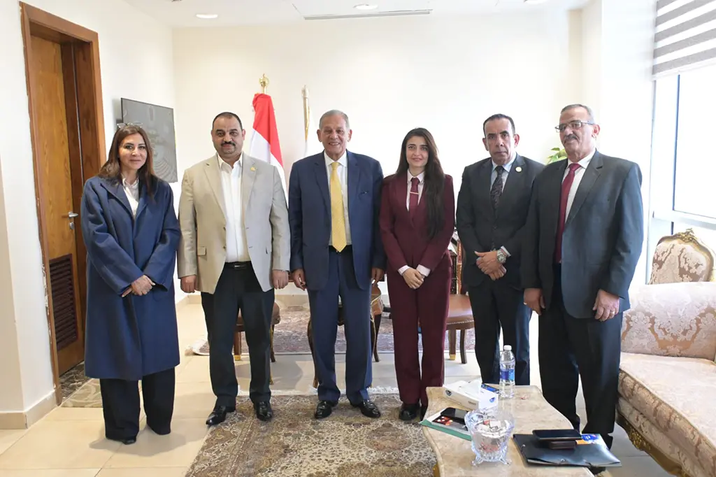 اجتماع السيد محمد أنور السادات رئيس حزب الإصلاح والتنمية اليوم بنواب الحزب في مجلس النواب